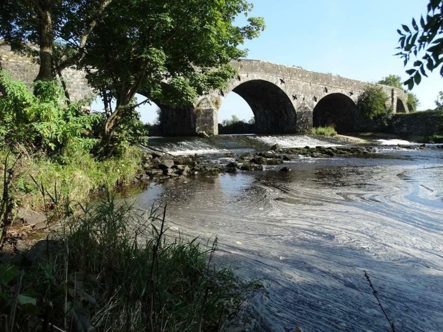 Moyola River Cottage 마러펠트 외부 사진